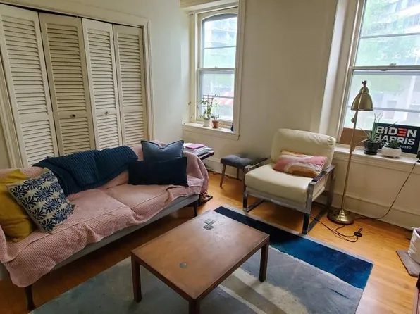 2433 Fairmount Ave #B, Philadelphia, PA 19130