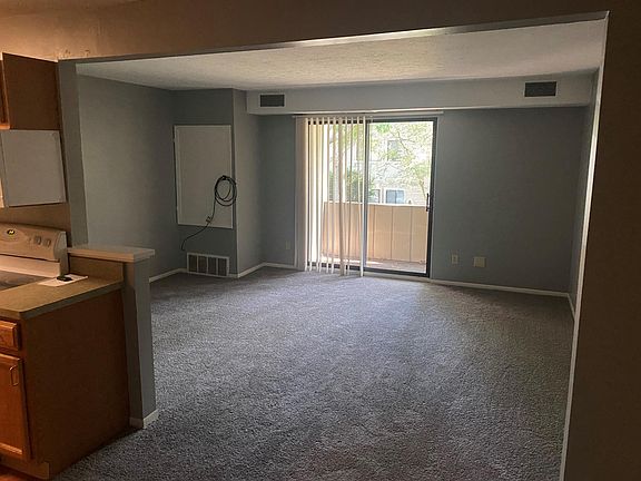 3rd image of 1650 Cedarwood Dr APT 236