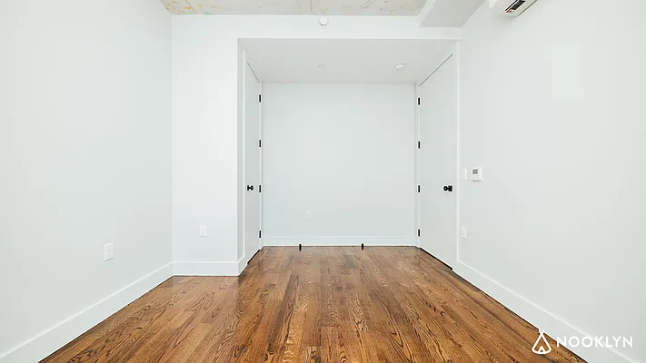 Rented by Nooklyn NYC LLC | media 45