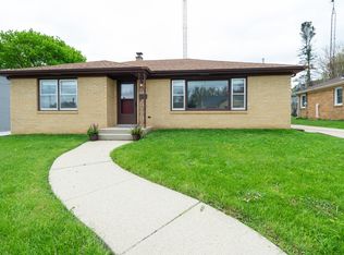 2303 Lawn St, Racine, WI 53404