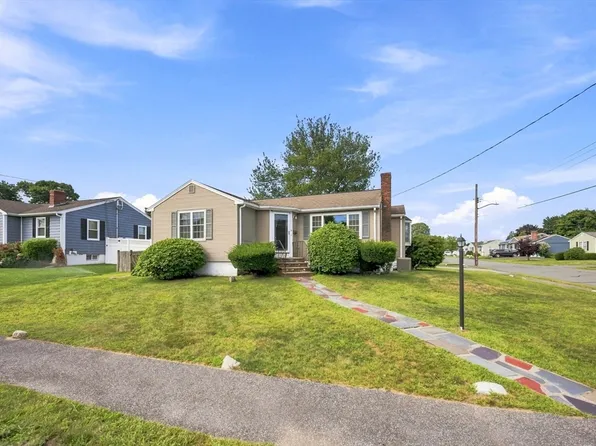 6 Evans Rd, Stoneham, MA 02180