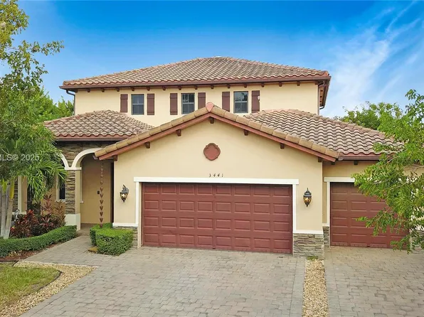 3441 SE 3rd St, Homestead, FL 33033