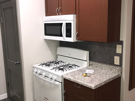 4th image of 505 Truman Ave
