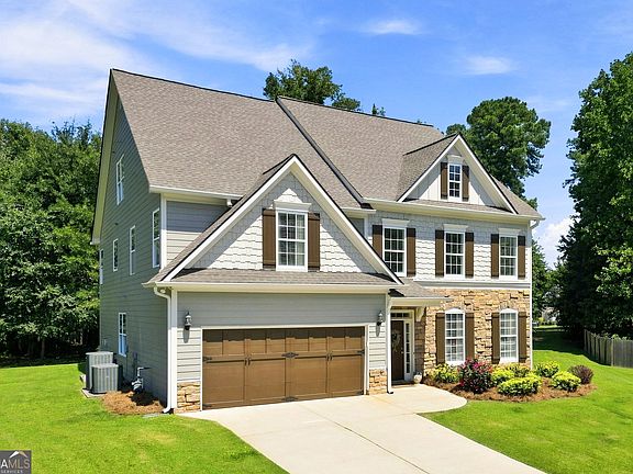 3rd image of 3525 Glen Devon Dr