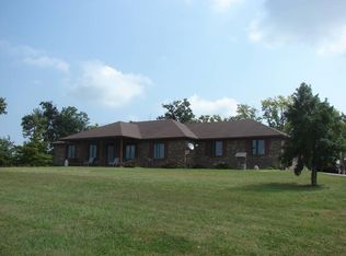 2325 Peggy Flats Rd, Paint Lick, KY 40461