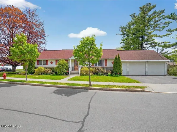 1870 Oneida Street, Schenectady, NY 12308