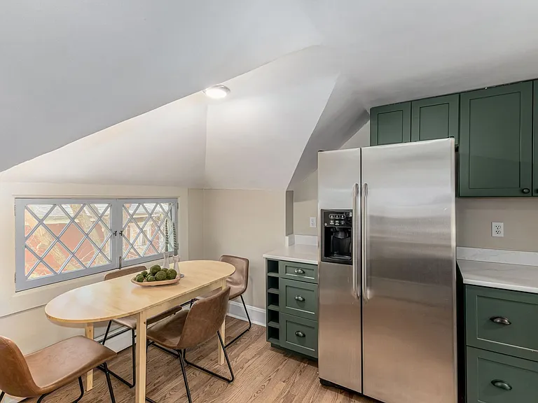 1130 N Lafayette St #5 — Photo 4