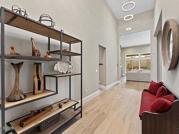 5th image of 722 W Pleasant Oak Trl