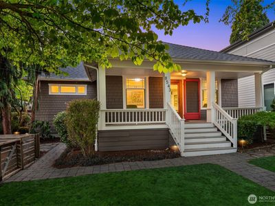 8543 Ashworth Avenue N, Seattle, WA, 98103