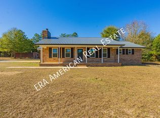 5806 Flamingo Rd, Crestview, FL 32539