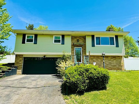 2nd image of 2225 Williamsburg Dr