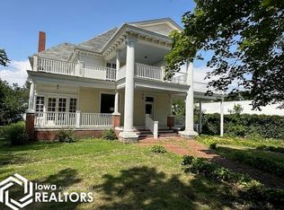 107 E Washington St, Centerville, IA 52544