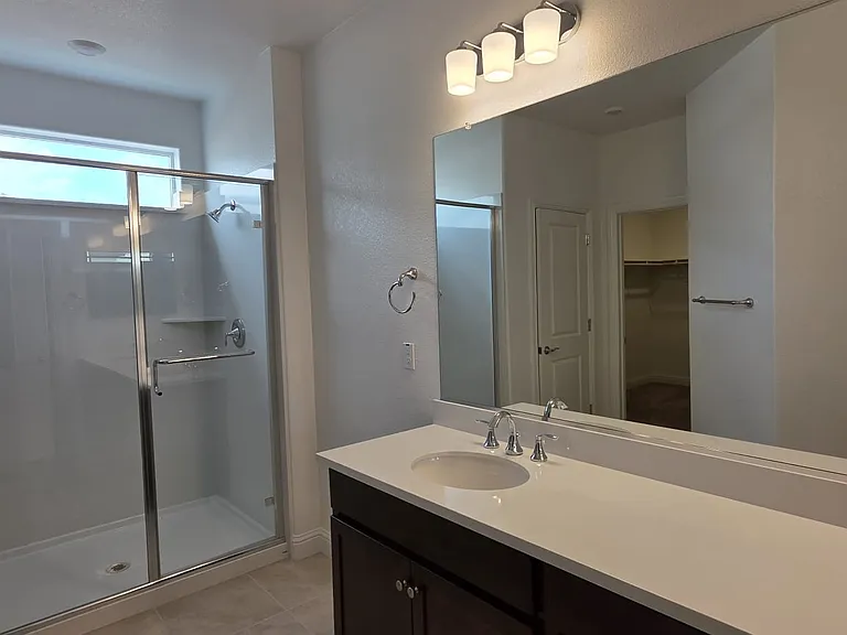1507 Harvard Way — Photo 16