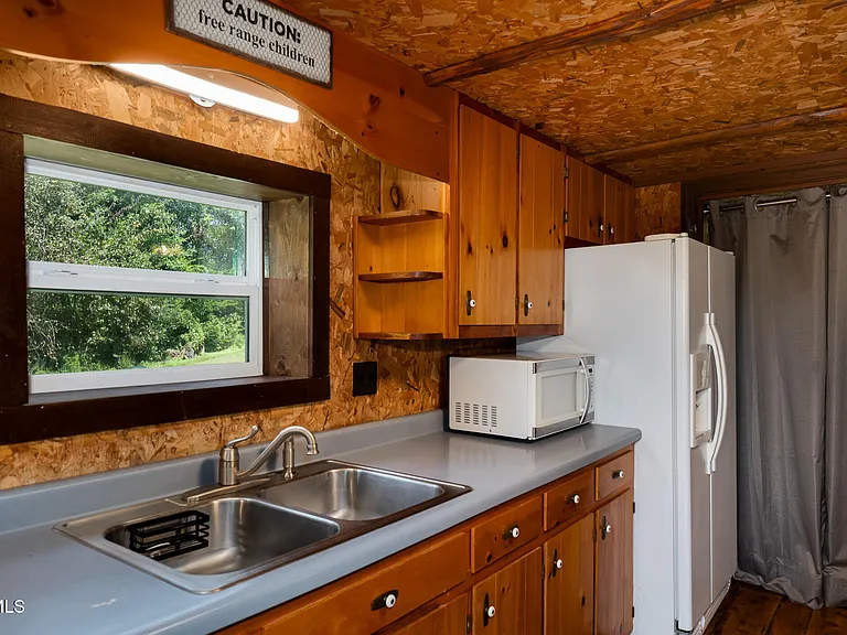 7090 Old Asheville Hwy — Photo 22