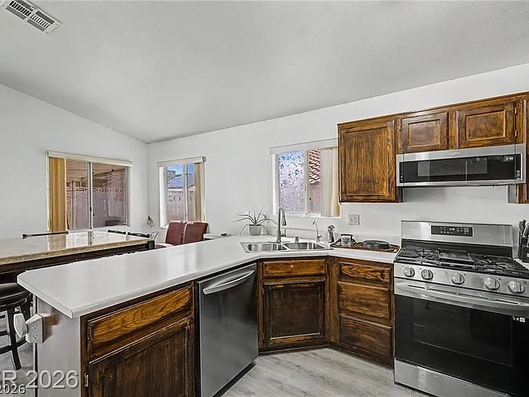 6609 Bush Clover Ln — Photo 10