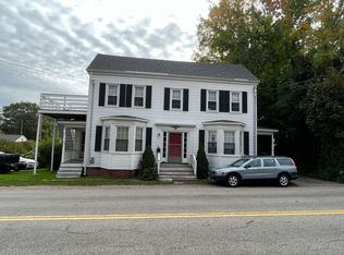 18 Wentworth St #B, Kittery, ME 03904