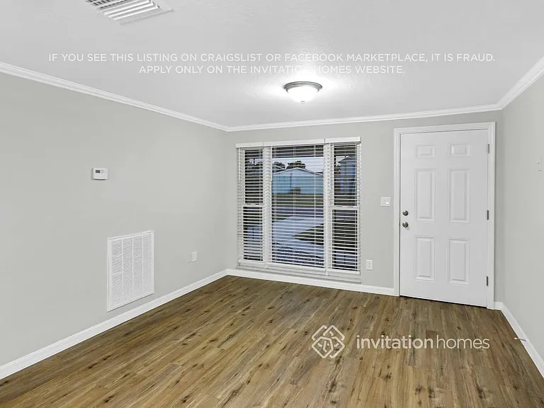 431 Floridana Dr — Photo 5