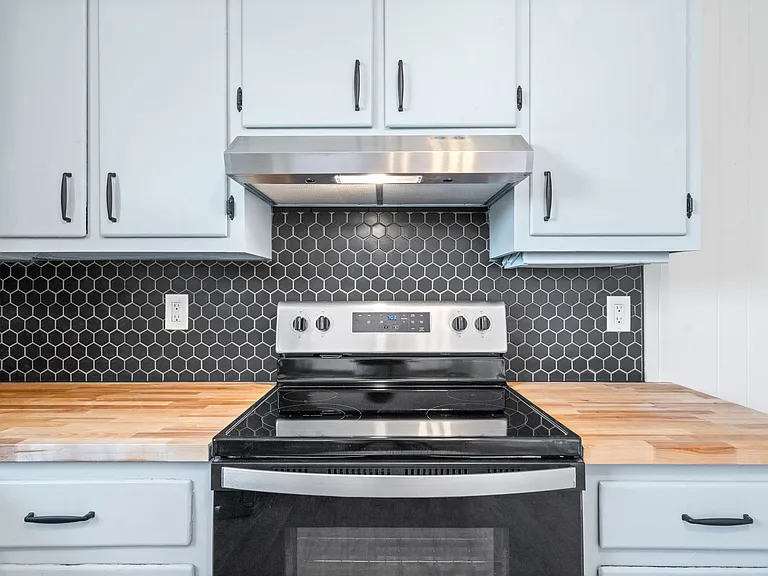 208 Aster Dr — Photo 12
