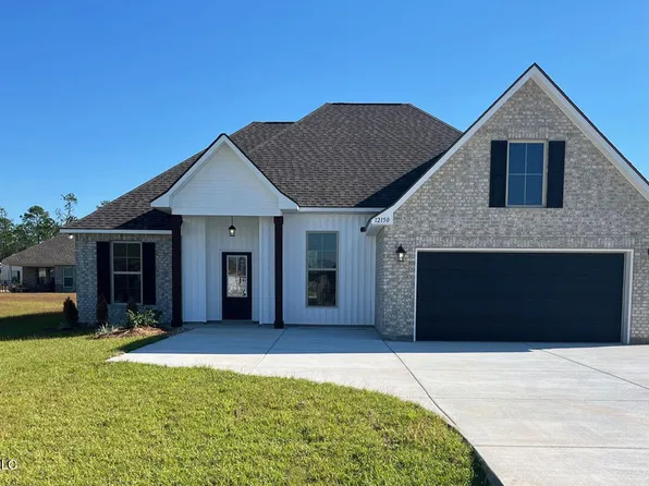 12150 Walker Rd, Ocean Springs, MS 39564