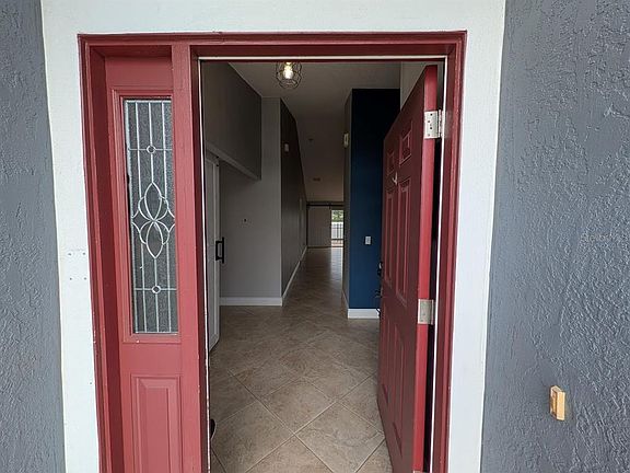 3rd image of 436 Bloomfield Dr