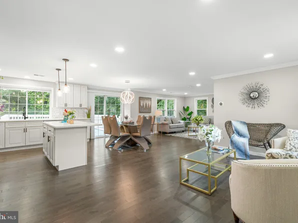 25904 La Salle Ct, Damascus, MD 20872