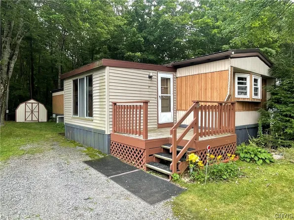 34 Sharyl Dr, Hastings, NY 13036