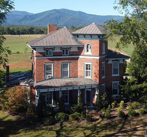 2416 Lowesville Rd Photo 1