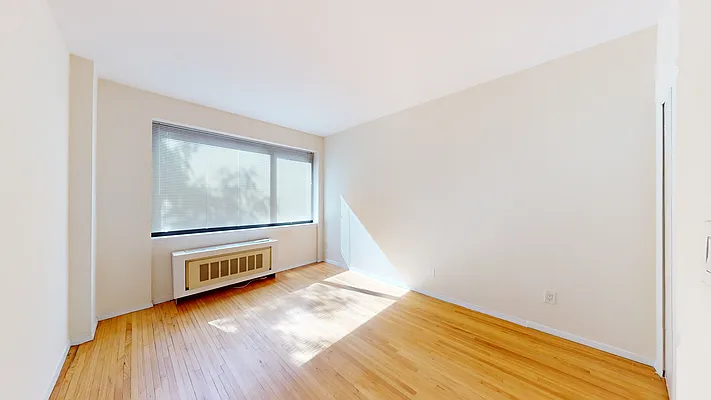 Rented by Bond New York | media 1