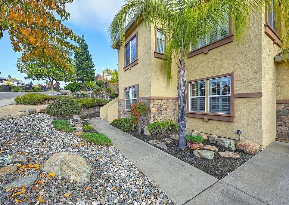 1st image of 446 Listowe Dr