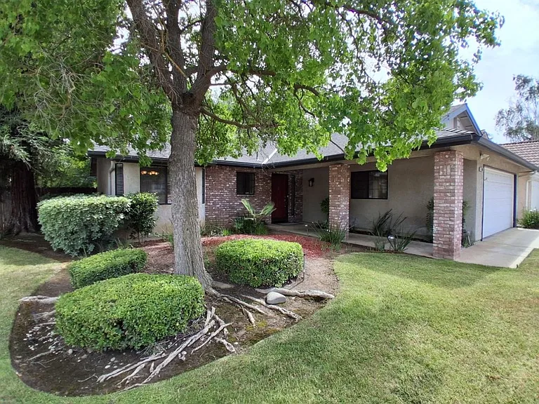 1681 E Shea Dr — Photo 22
