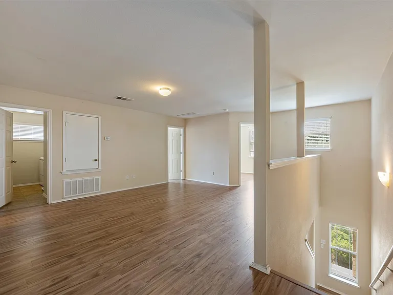 13405 Lismore Ln — Photo 18