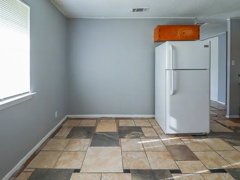 1309 Greenwood Ave — Photo 10