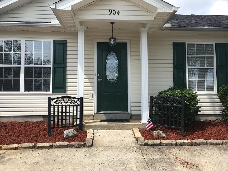 904 cammaron way Martinez