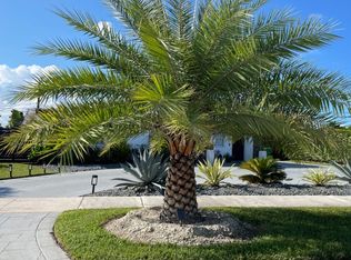 11400 SW 43rd Ln, Miami, FL 33165