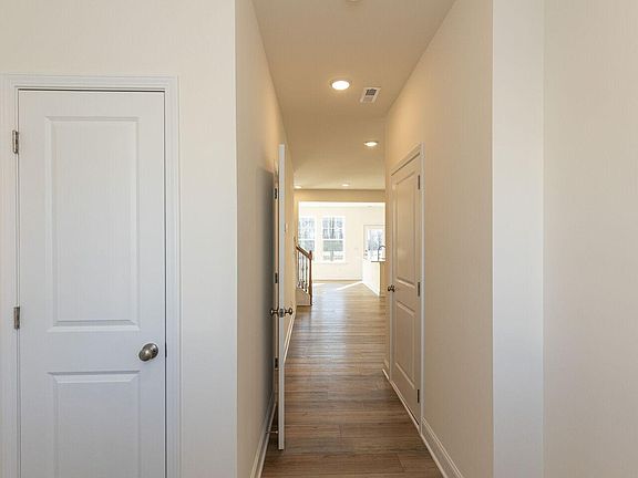 Foyer, looking into LR