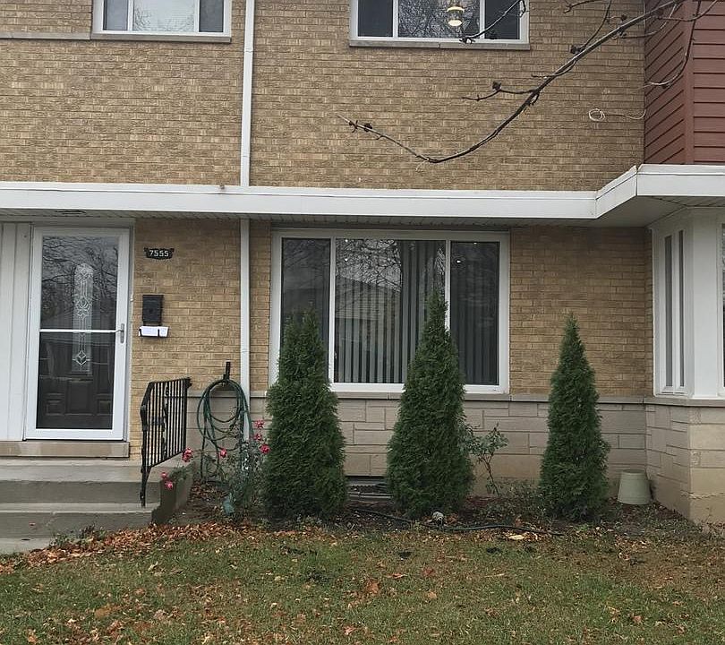 1st image of 7555 N Rockwell St