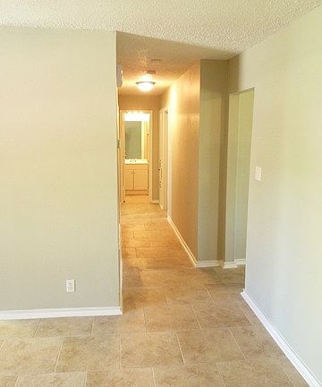 5th image of 13415 Fawnwood Dr