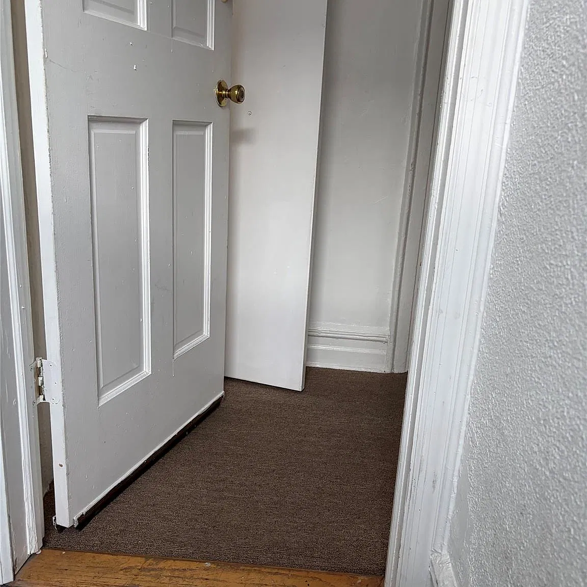 2 bed, 1.0 bath, 2166 sqft, $2,800 — Photo 2