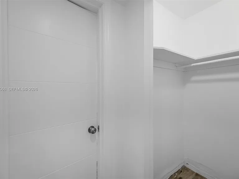 2851 Leonard Dr #J505 — Photo 9