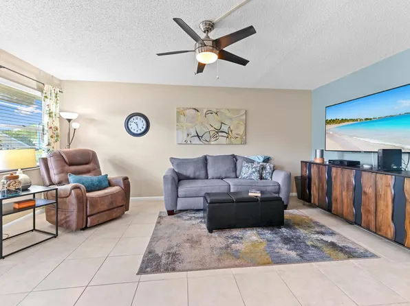 196 Grantham F #196, Deerfield Beach, FL 33442