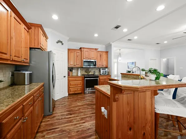 32937 Briar Oak Dr, Walker, LA 70785