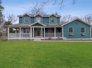 46 Cricket Hill Rd, Bristol, CT 06010