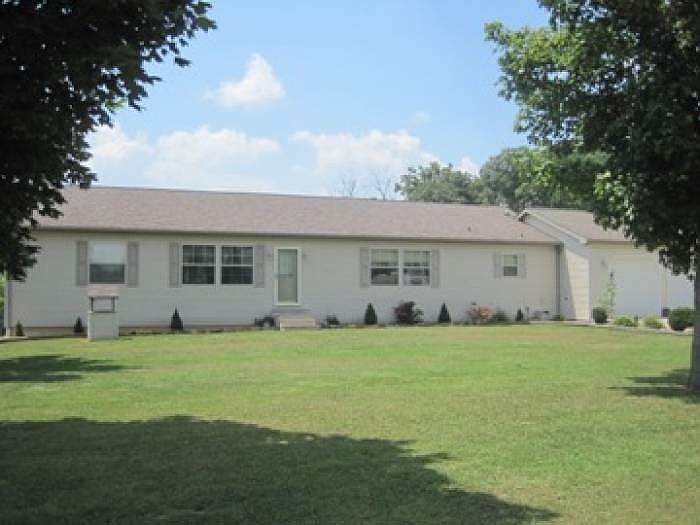1st image of 1569 County Road 1075 E