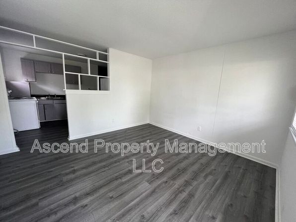1206 Sholar Ave #B