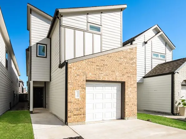 15322 Estrella E, Houston, TX 77073