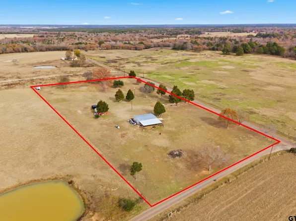 4457 County Road 234d, Henderson, TX 75652