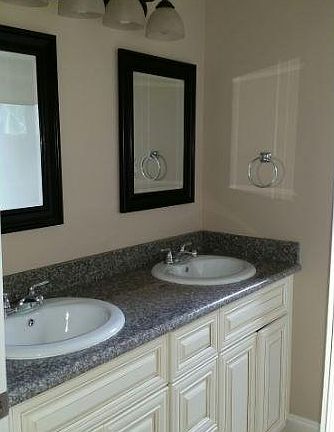 4th image of 5317 Wickfield Dr #B