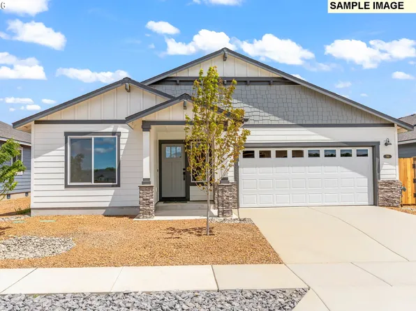867 E Kinsley Ave, Hermiston, OR 97838