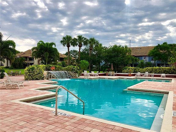 2nd image of 10265 Gandy Blvd N APT 1704