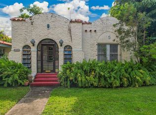 446 Aragon Ave, Coral Gables, FL 33134